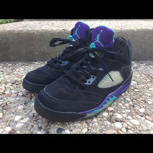 Air Jordan 5 Retro ‘Black Grape’